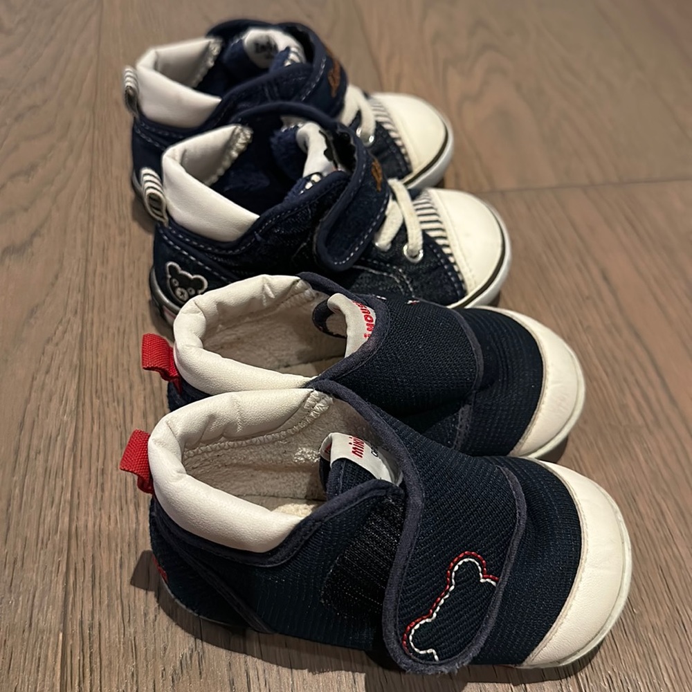 Mikihouse shoes 2 different styles 13.5cm